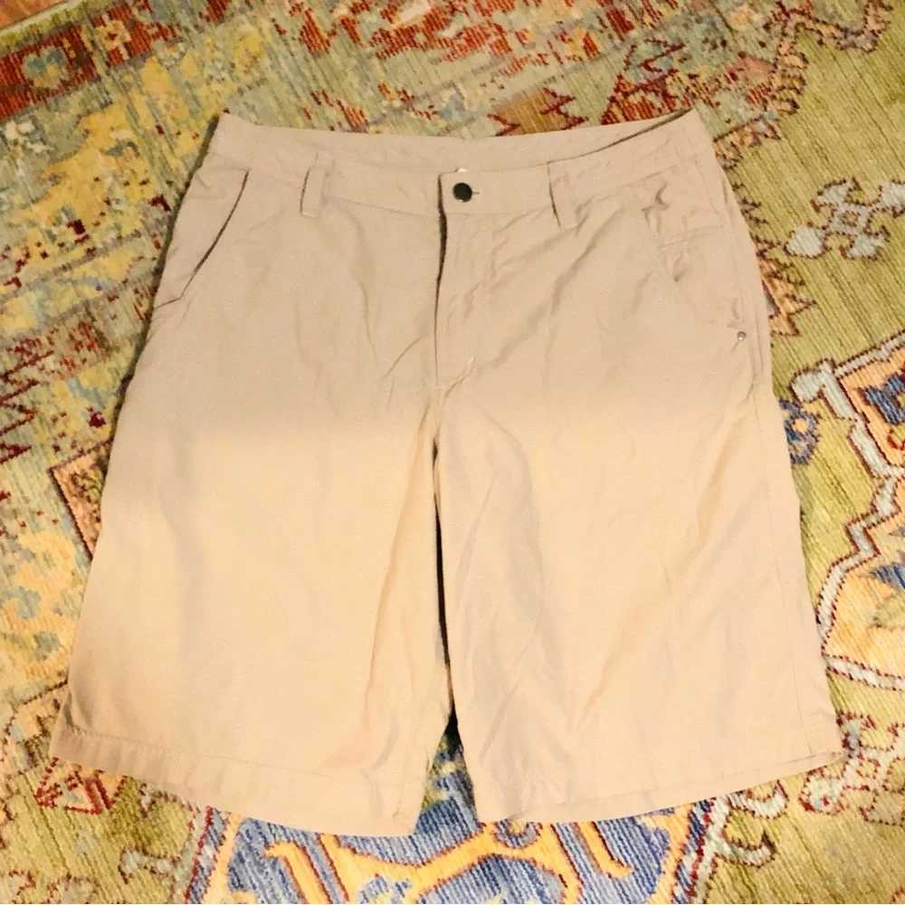 Lululemon Athletica Men's Commission Shorts